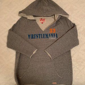 Sportige WWE Wrestlemania 33 Orlando, FL Grey Hoodie/Pullover Sweatshirt- Small
